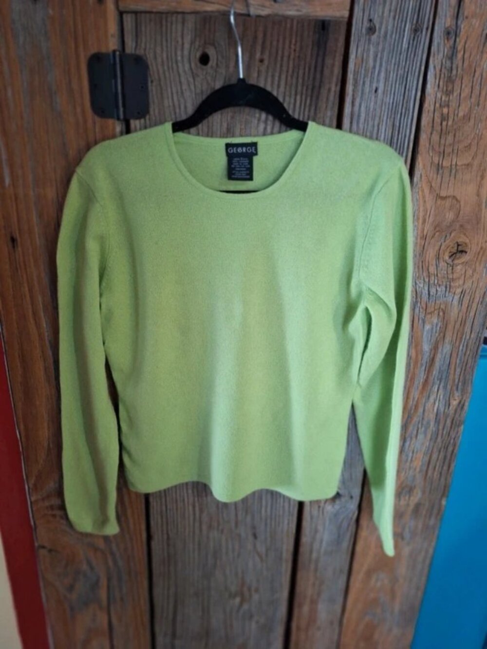 Lime Green Cashmere Crewneck Sweater — Women’s S / US 4–6